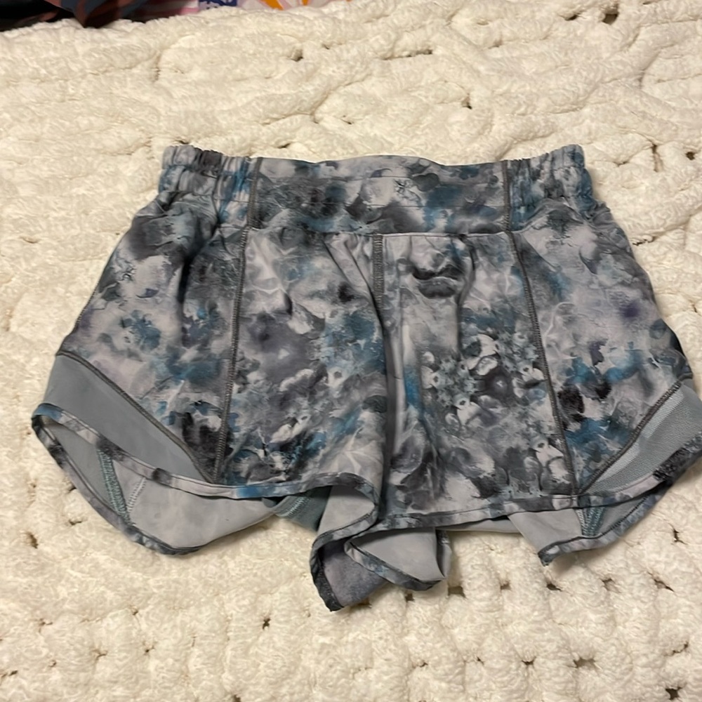 Lululemon Size 2 Shorts